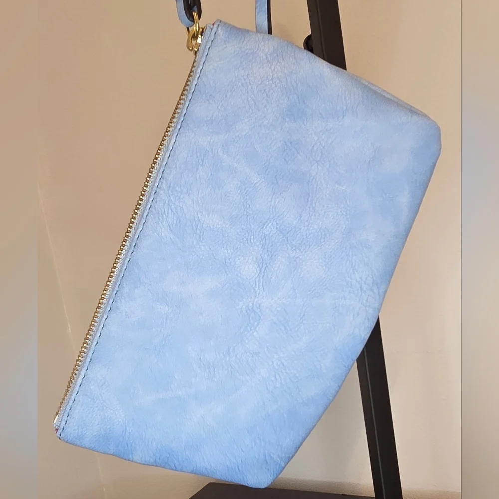 Juicy Couture Baby Blue Wristlet Clutch Gold Logo Pink Lining Y2K NWOT
